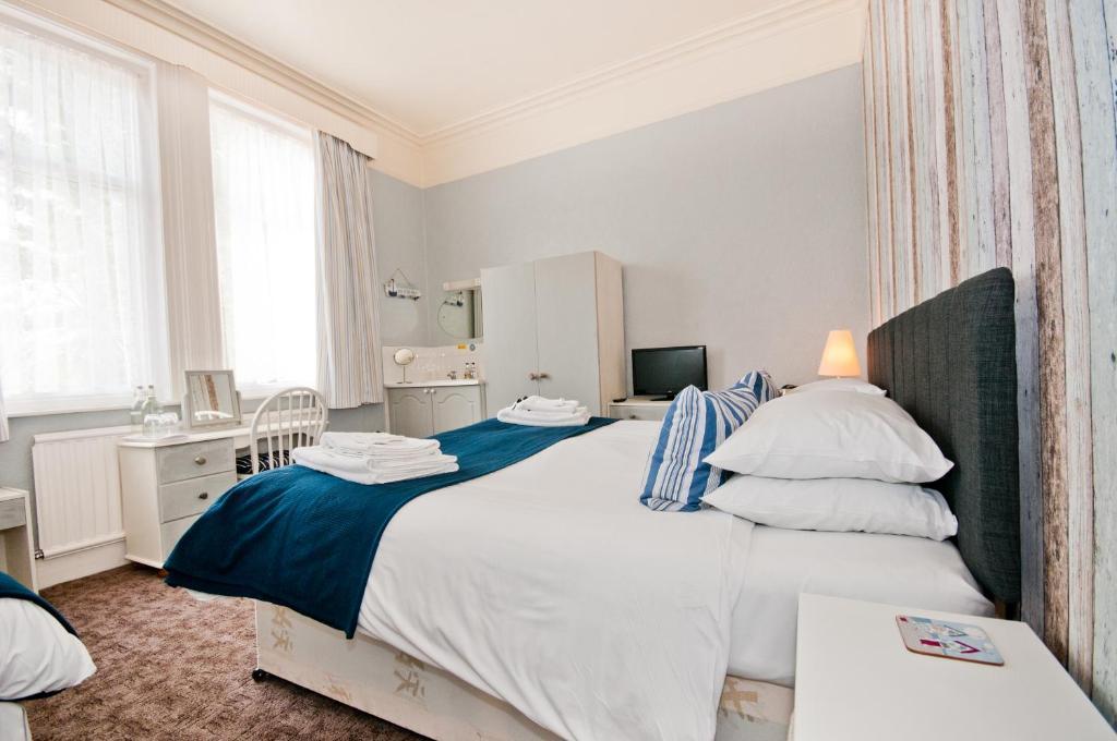 Waves In Bed & Breakfast Борнмът Стая снимка