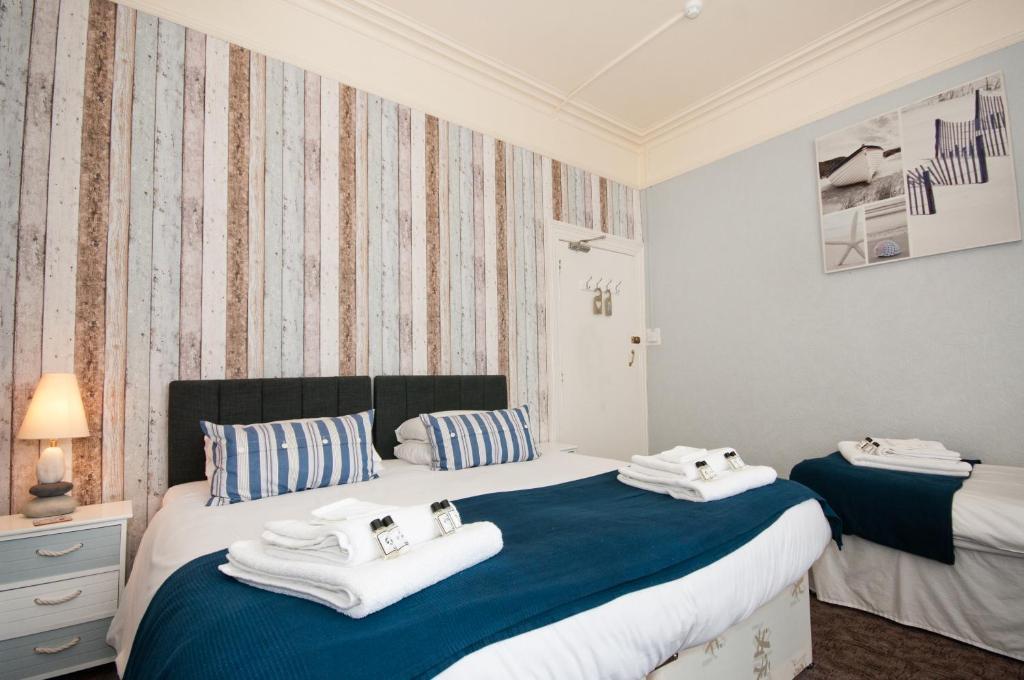 Waves In Bed & Breakfast Борнмът Стая снимка