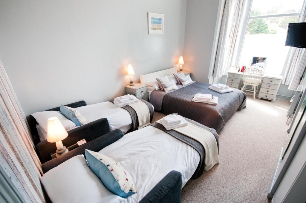 Waves In Bed & Breakfast Борнмът Стая снимка